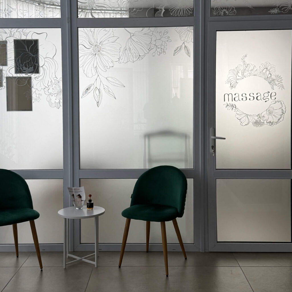 Послуги масажу спини та тіла в Києві